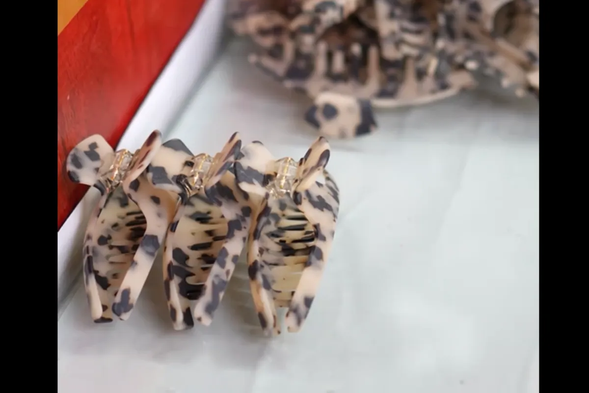 Acetate Hair Claws Production Process